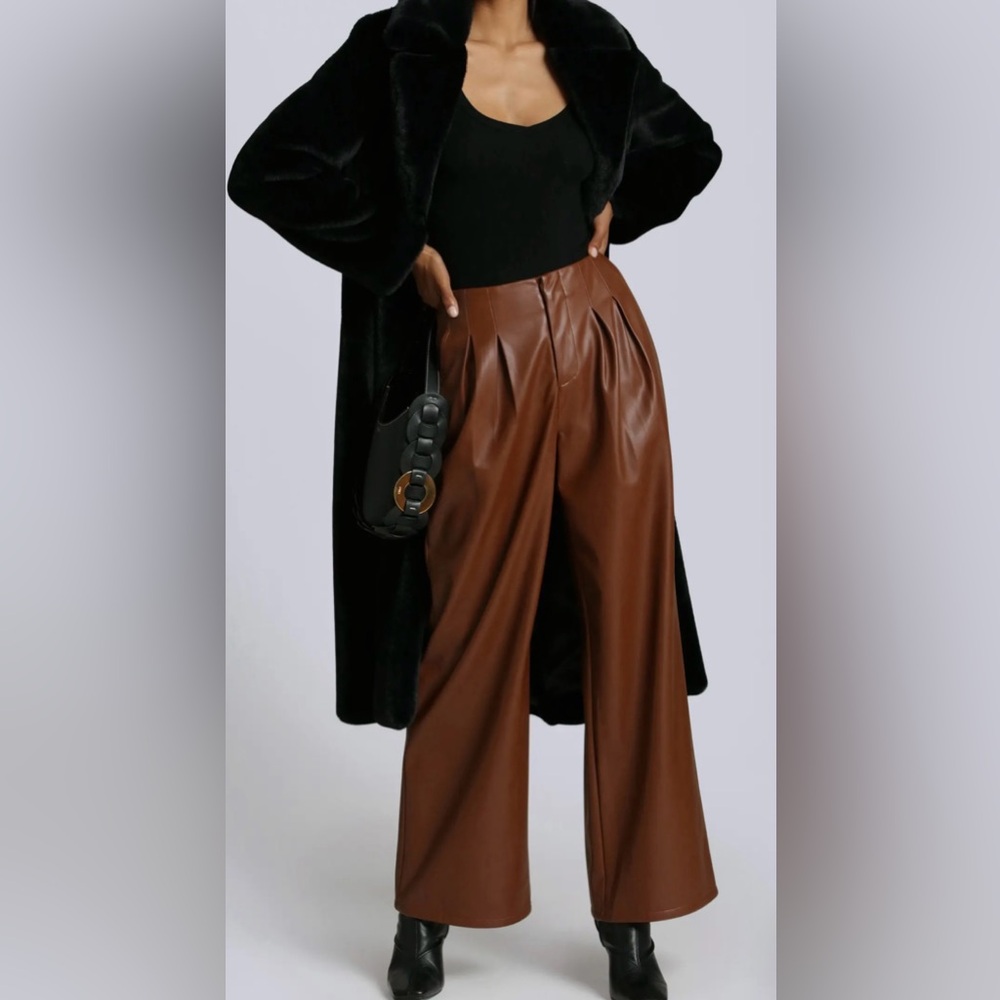 NWOT Avec Les Filles Faux Leather Wide Leg Brown Pleated Pants Size 4